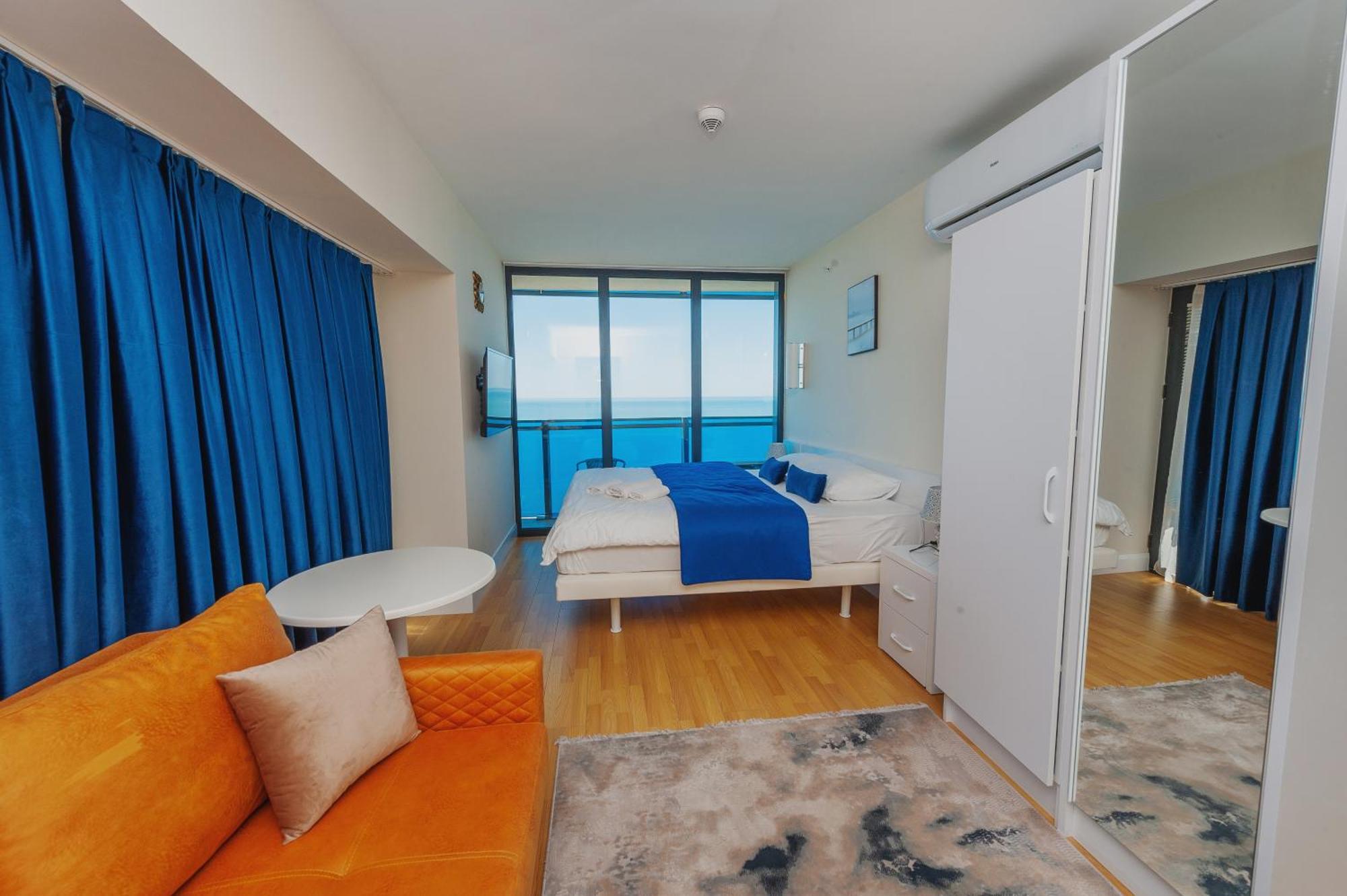 Orbi City Suite Batumi Eksteriør bilde